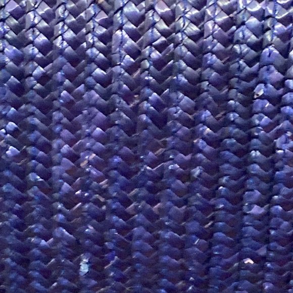 WAVES Lilac and Purple Straw Crossbody Clutch Bag - Picture 6 of 11